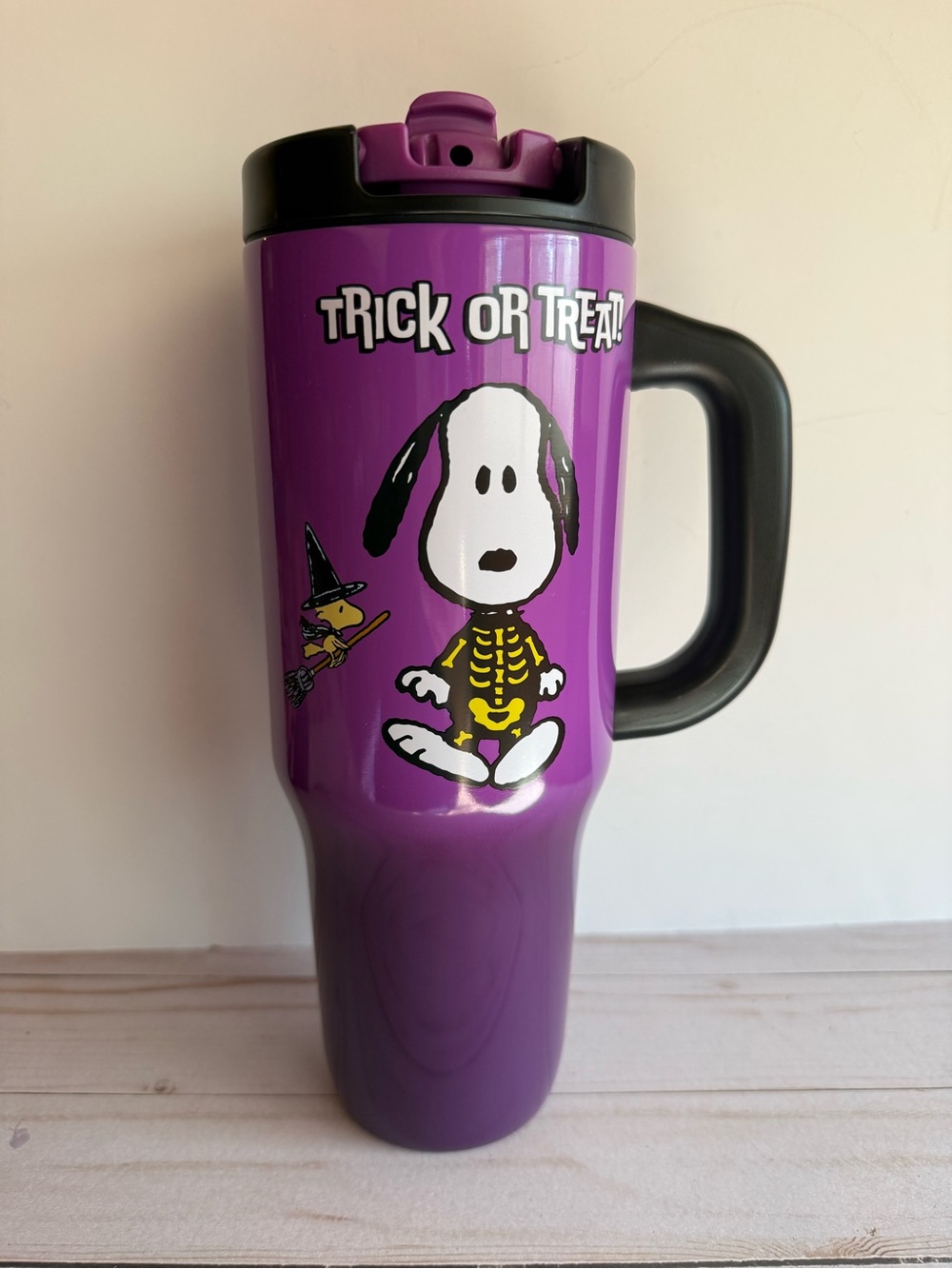 NWT Zak Peanuts Halloween Snoopy & Friends Trick Or Treat 40 Oz. Tumbler